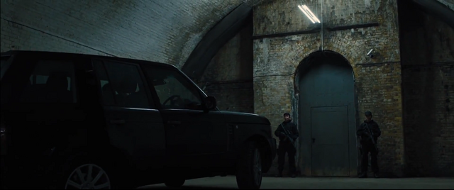 File:Churchill's Bunker entrance.png