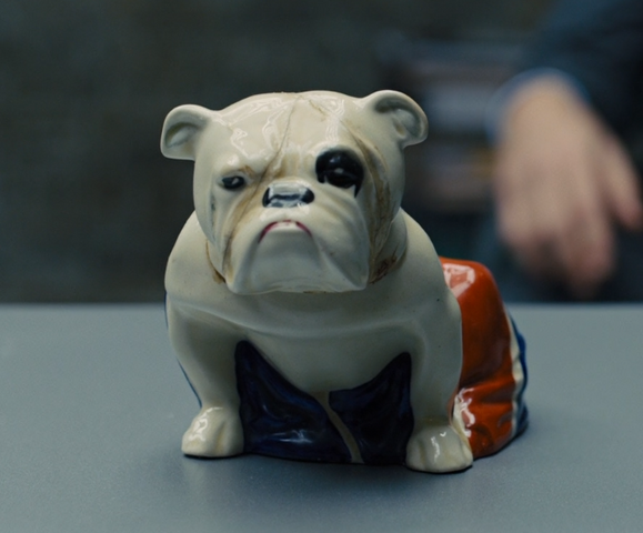 File:Royal Doulton figurine (Skyfall).png