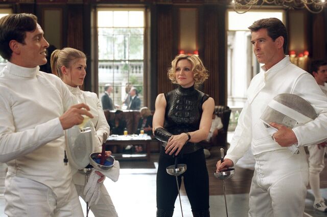 File:Bond and Graves meet at Blades.jpg