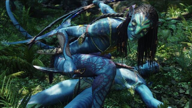 Datei:Neytiri verteidigt Jake2.jpg