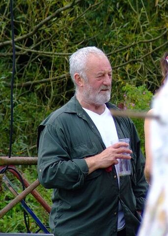 File:Bernard-Hill-2007.jpg