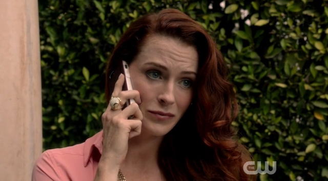 File:Rose 1x04 2b.png