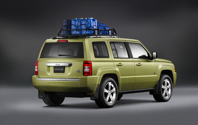 File:Jeep-Patriot-Black-Country-1.jpg