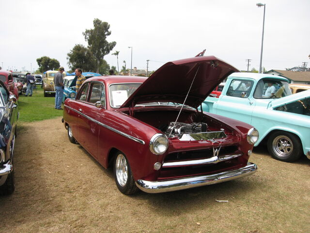 File:1952 Willys Aero Ace 1.jpg