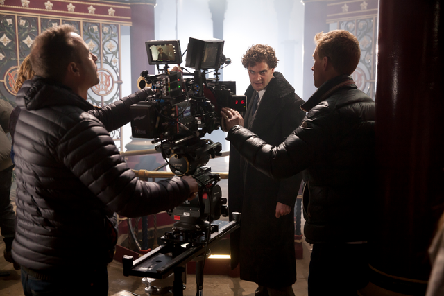 File:Hyde Behind the Scenes.png