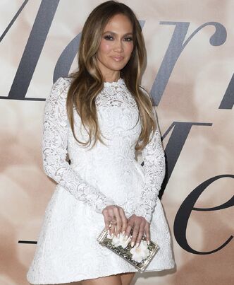 File:JenniferLopez.jpg