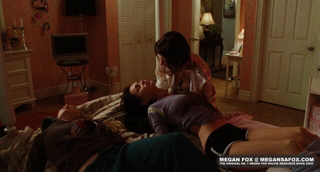 File:Megan-fox-jennifers-body-hdsc-264.jpeg