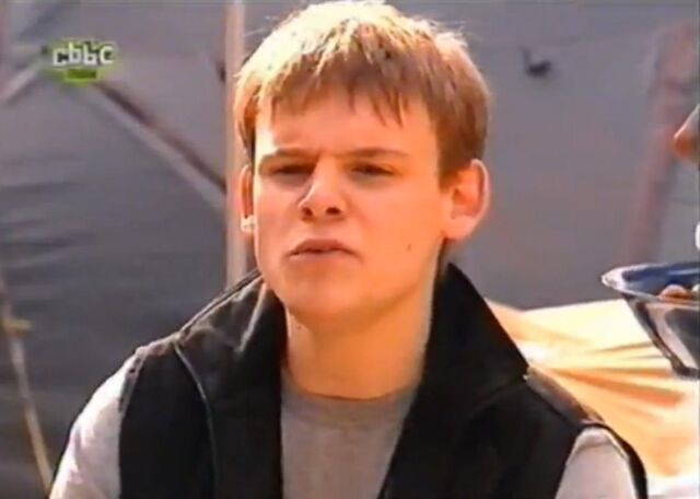 File:CBBC Jeopardy Simon Tudor.jpg