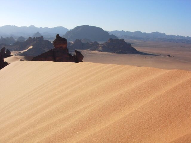 File:Libyan Desert.jpg