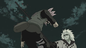 Madara-stabs-sakura