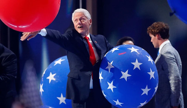 Bill-clinton-balloons-dnc.jpg