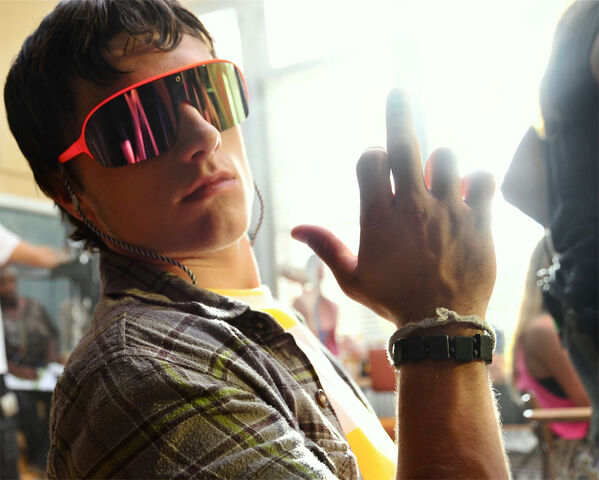 File:Josh-Hutcherson-in-Detention-2011-Movie-Image.jpg