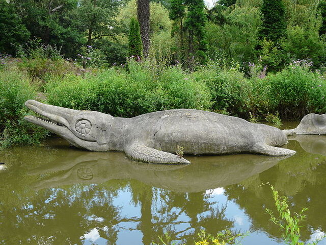 File:800px-Crystal Palace Ichthyosaurus.jpg