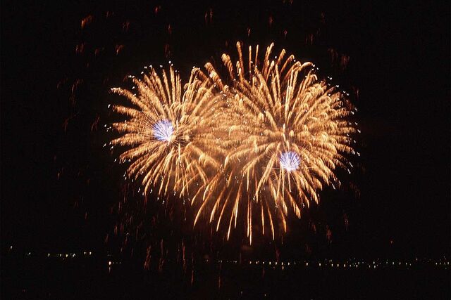 File:Fireworks1.jpg