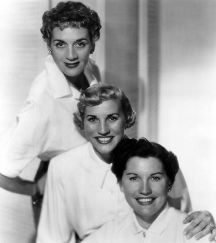 File:BistDuAndrewsSisters.jpg