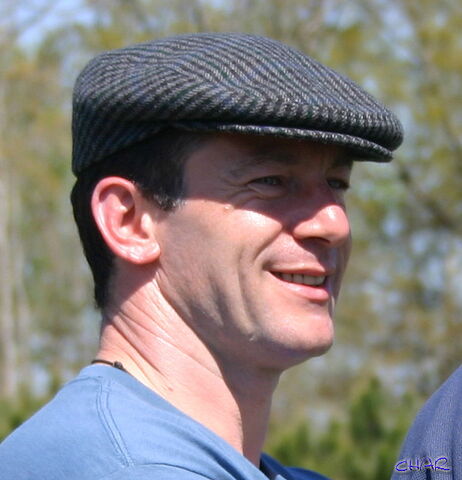 File:HelloToJasonIsaacs.jpg