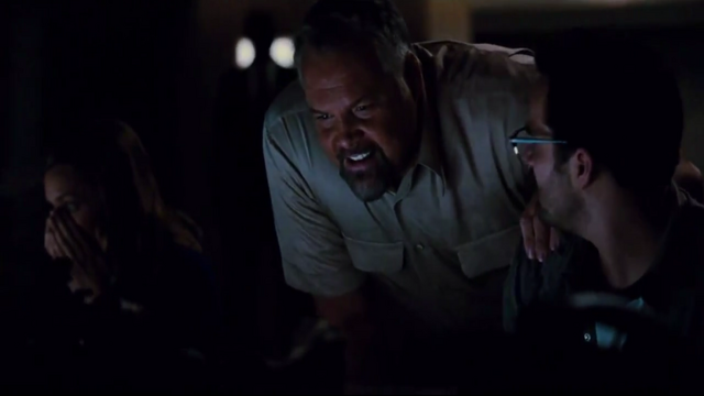 File:Hoskins-watches-I. rex-in-the-aviary.png