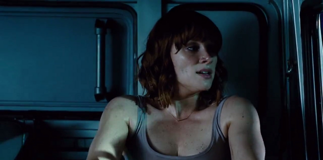 File:Claire Raptor Chase 2.png