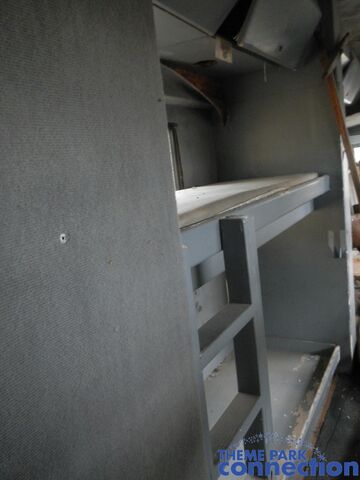 File:RV sleeping quarters.jpg