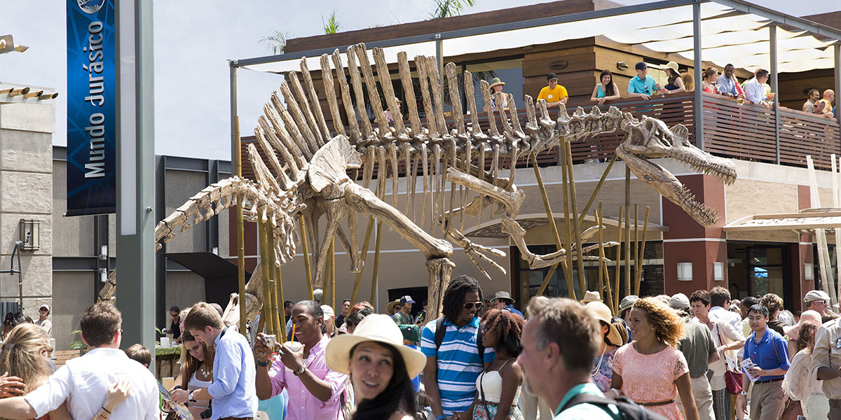 Universal's attempt to make the JW Spino skeleton that of the JP3 Spino. Latest?cb=20141128122204