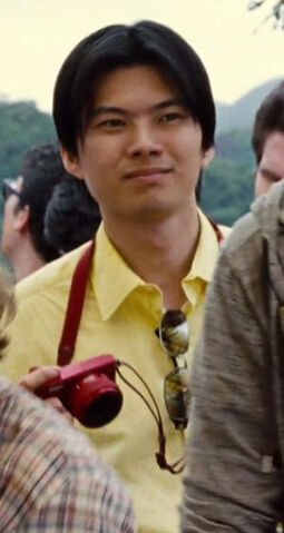 File:Chinese Parkgoer.jpg