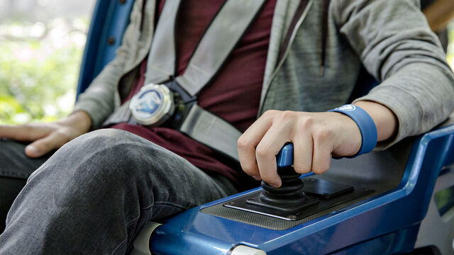 File:Gyrosphere-steering.jpg