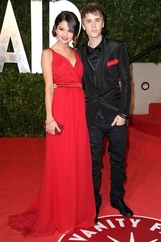 File:Justin Bieber red carpet 05.jpg