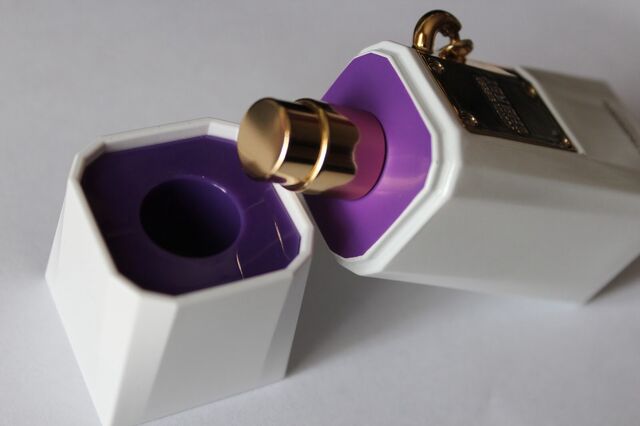 File:TheKeyBottle.jpg
