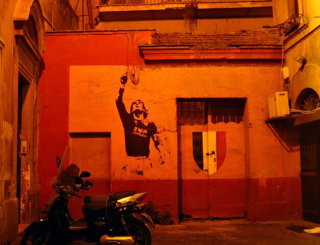 Plik:Totti-a.s.Roma-celebration.jpg