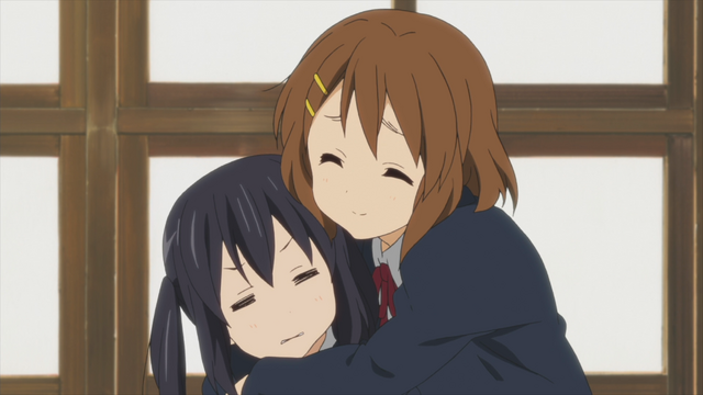 File:Ui hugging Azusa.png