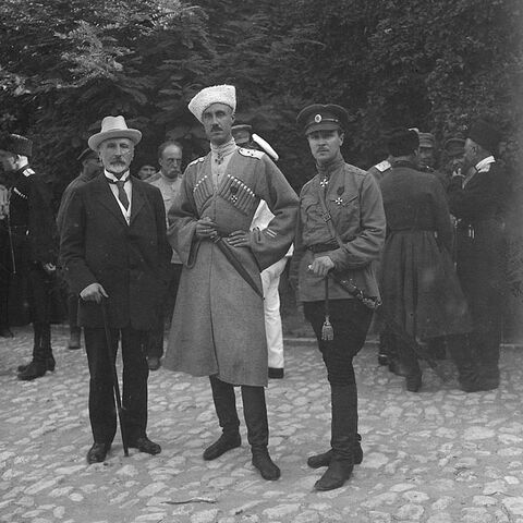 File:Wrangel & shatilov.jpg