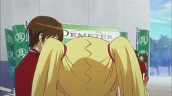 Mio talks to Keima