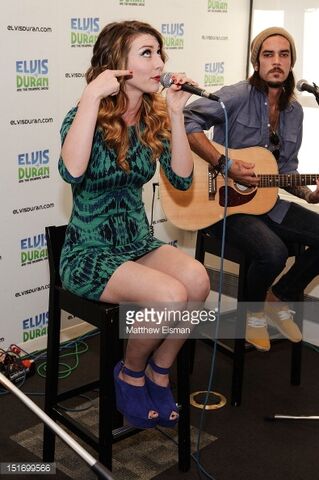 File:September-2012-elvis-duran-3.jpg