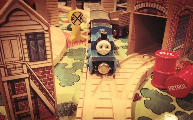 File:NewThomasWoodenRailwayKeekre24discussionbackground.jpg