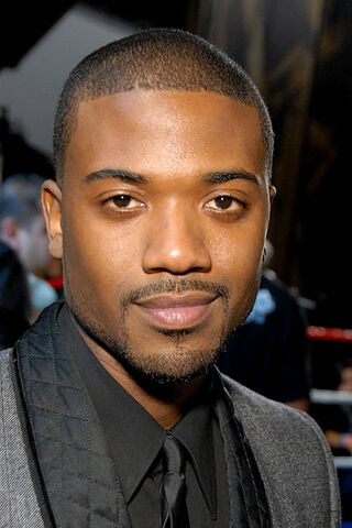 File:400px-Ray J 2011.jpg
