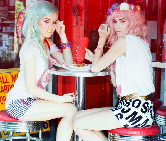 File:Audrey Kitching Tokyolux Hollywoodland Kerli 14.jpg