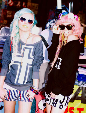 File:Audrey Kitching Tokyolux Hollywoodland Kerli 24.jpg