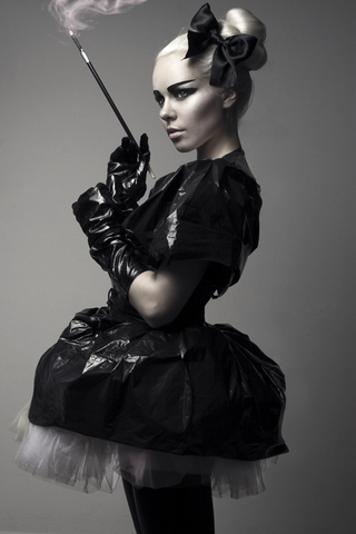 File:Kerli trash dress1.png