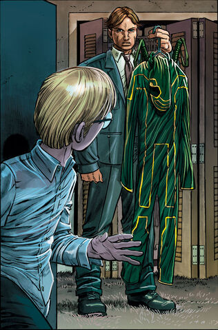 File:Clint9-kickass1-1-.jpg