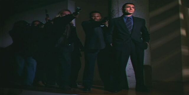 File:Gunnnns.jpg