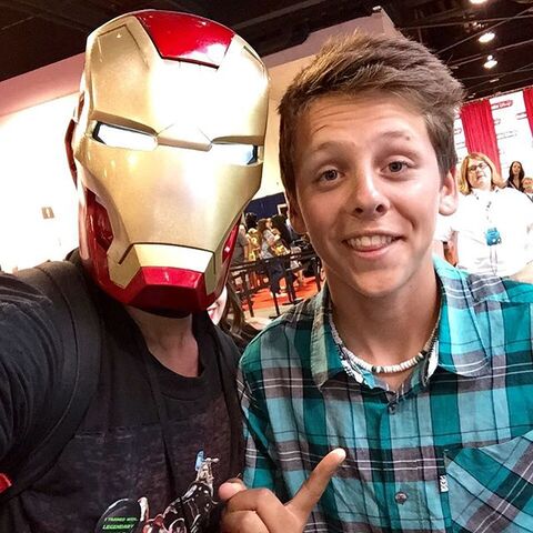 File:Jacob Bertrand- 12356360435218623340763955697726 n.jpg