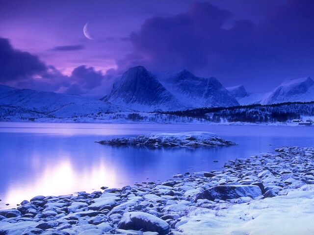 File:Cold mountain lake at dusk skarstad norway.jpg