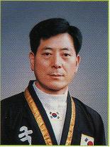File:YiWonJung.jpg