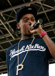 220px-Wiz Khalifa Brooklyn 2009