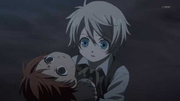 Alois encuentra a Luka muerto.png