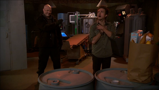 File:Krane choking Douglas.png