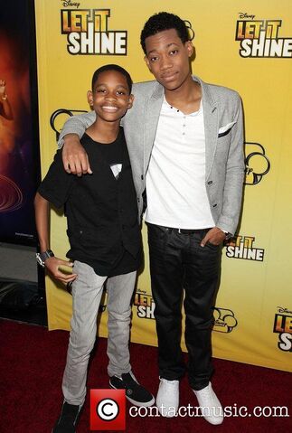 File:Tyrel-jackson-williams-and-tyler-james-williams 3929641.jpg