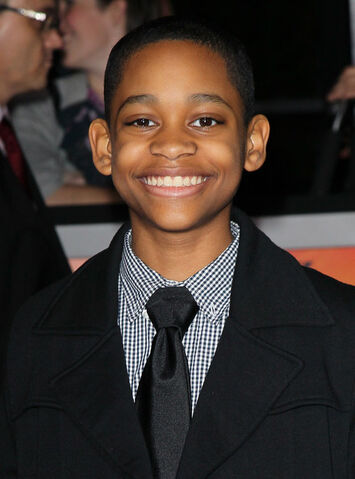 File:Tyrel+Jackson+Williams+Premiere+Walt+Disney+rVFPNsRnp6Cl.jpg
