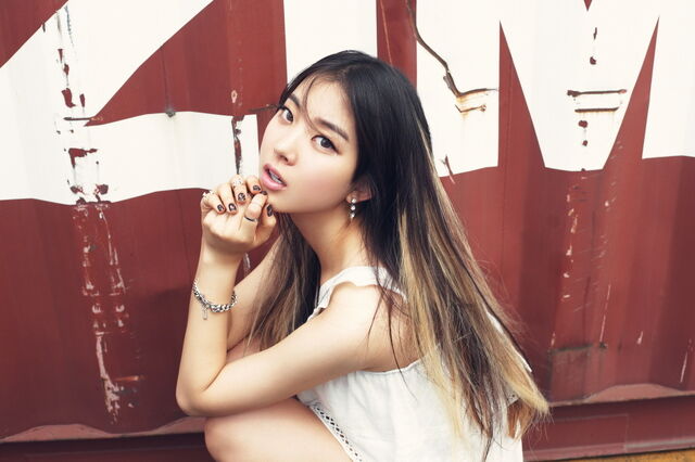 File:Kisskiss12.jpg