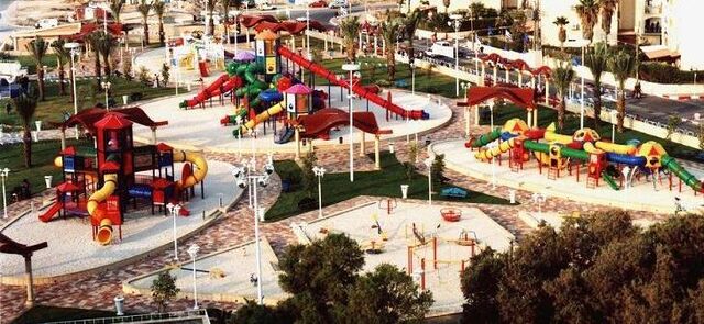 File:Playground.jpg